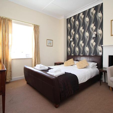 Blue Bell Hotel Belford Exterior foto