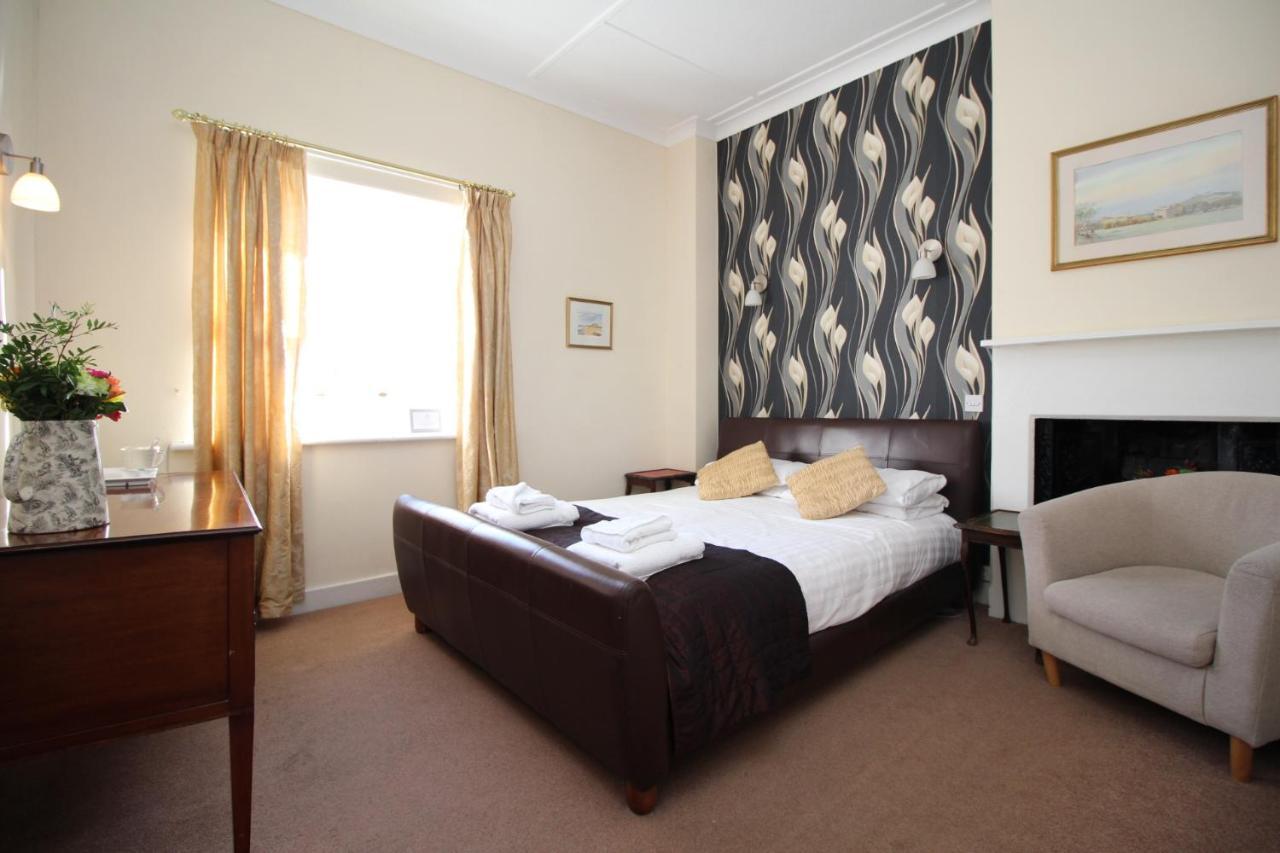Blue Bell Hotel Belford Exterior foto